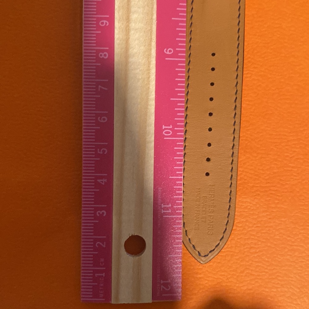 Hermes Double Tour Apple Iwatch band Black series 6 Iwatch included 44mm alum - Picture 9 of 9